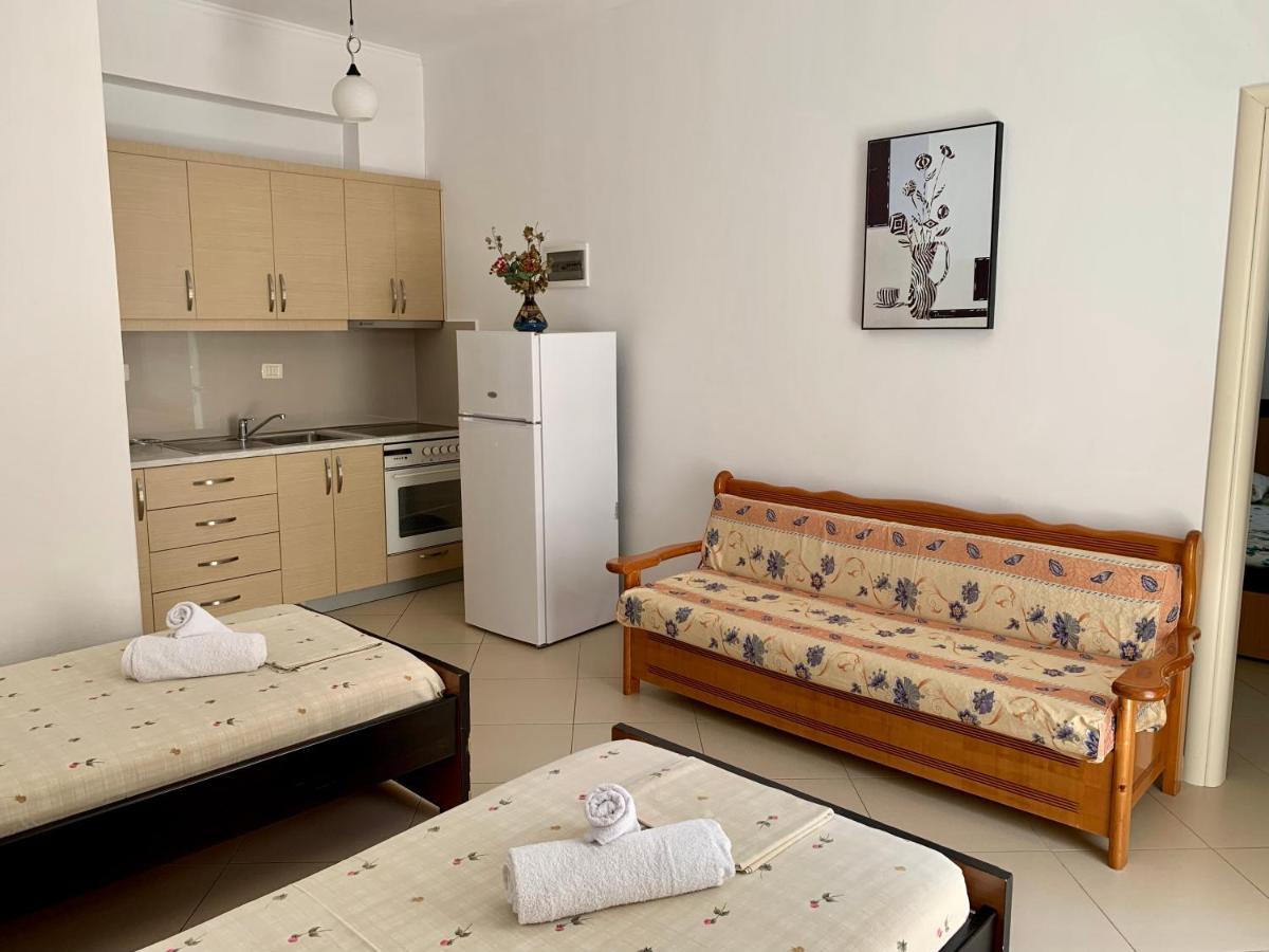 Duka Apts Sarandë Exterior foto