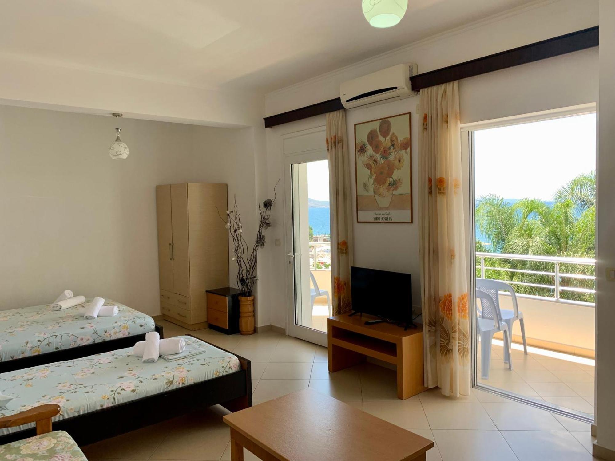 Duka Apts Sarandë Exterior foto